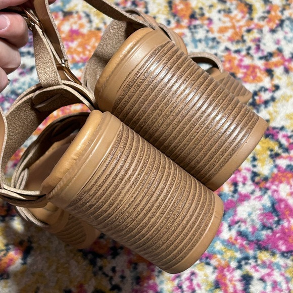 Buckle | Pierre Dumas Woven Heeled Sandal Size 10 - Picture 12 of 15